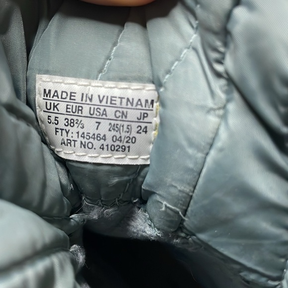 Salomon Women's Winter Boots. Size 7. GUC. VAYA POWDER TS CSWP‎ Snow - Picture 6 of 7